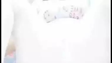 Paki wench sticks XXX toys into her Desi ass and pussy for DP video