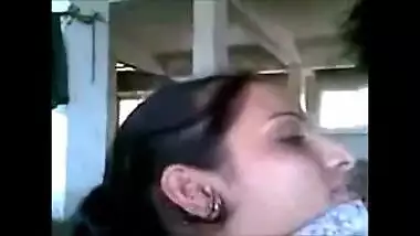 Gujarati sex movie of beauty having joy with a lover with clear audio